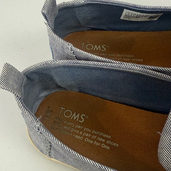 Toms Blue Canvas Slip-On Loafers Size 8 - Picture 4 of 8